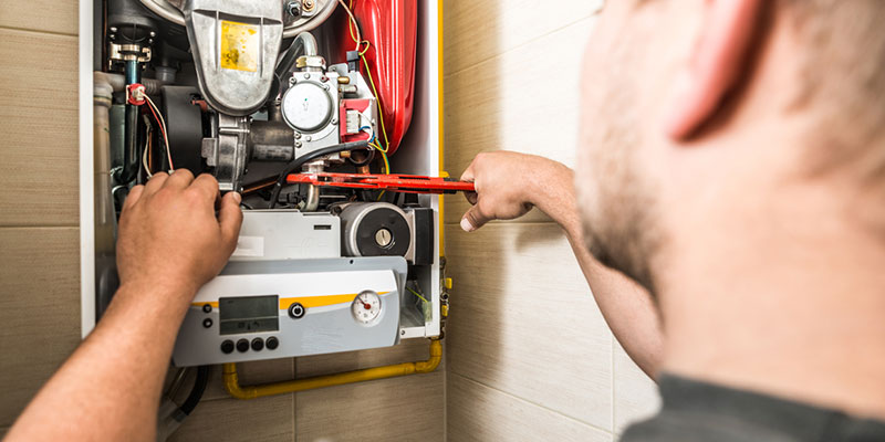 Choosing Between Heating Replacement and Repair Services